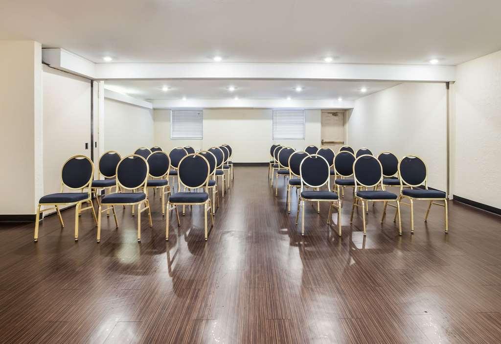 Bhagat Hotels Stone Mountain Atlanta BW Signature Collection Tucker Kemudahan gambar